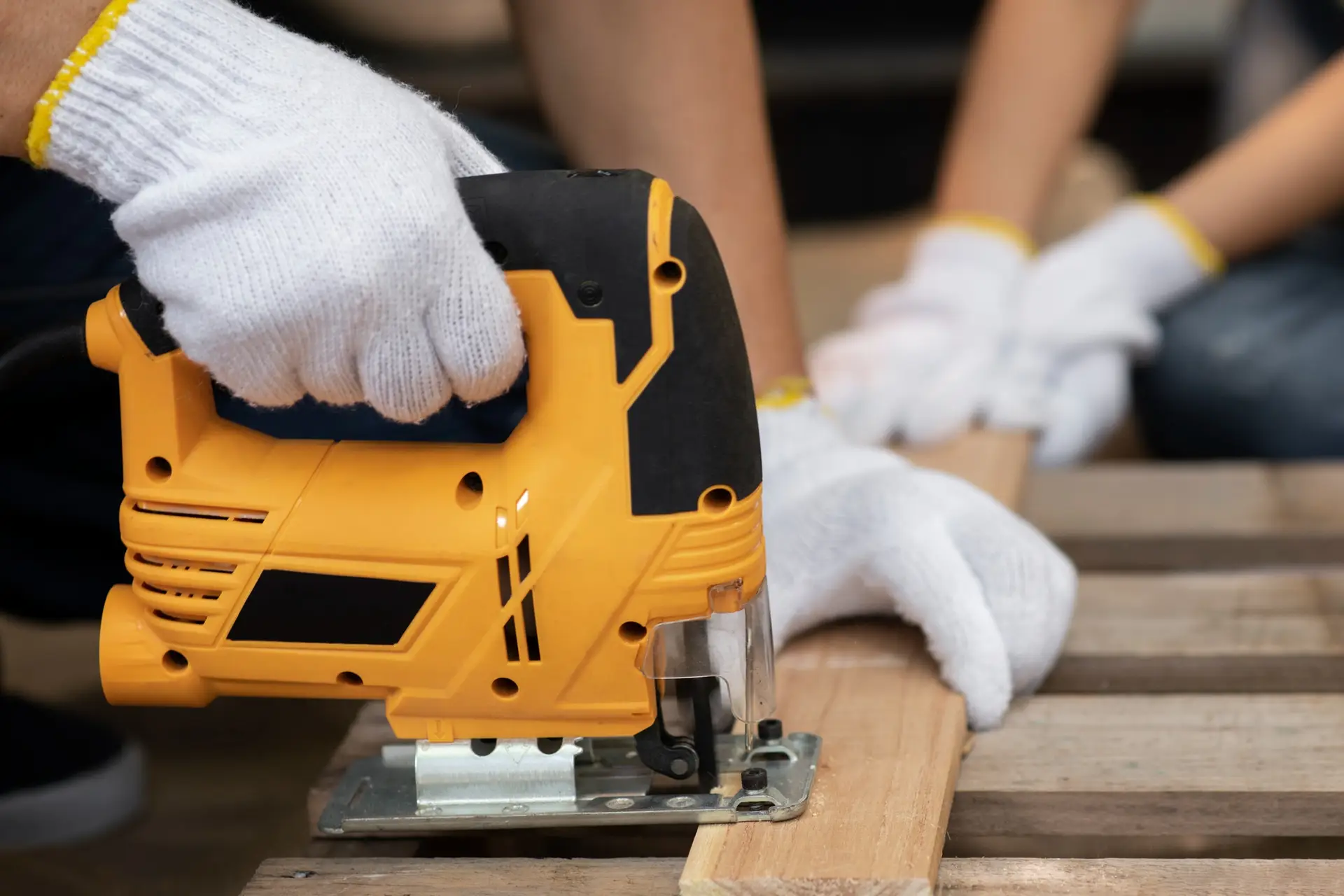 Lees meer over het artikel Top 5 essentiële elektrische gereedschappen voor elke Doe-Het-Zelver